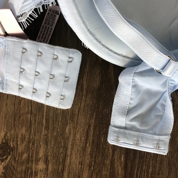 Victoria's Secret Dream Angels Push Up Bra - Picture 4 of 7